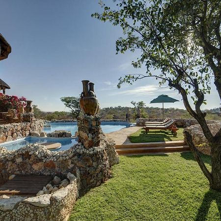 Eagle Tented Lodge & Spa Okaukuejo Exteriér fotografie
